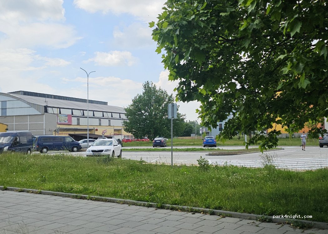 (783 91) Uničov - 1143 Moravské náměstí — foto