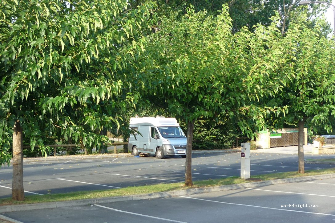 (24520) Saint-Sauveur - D21 — foto