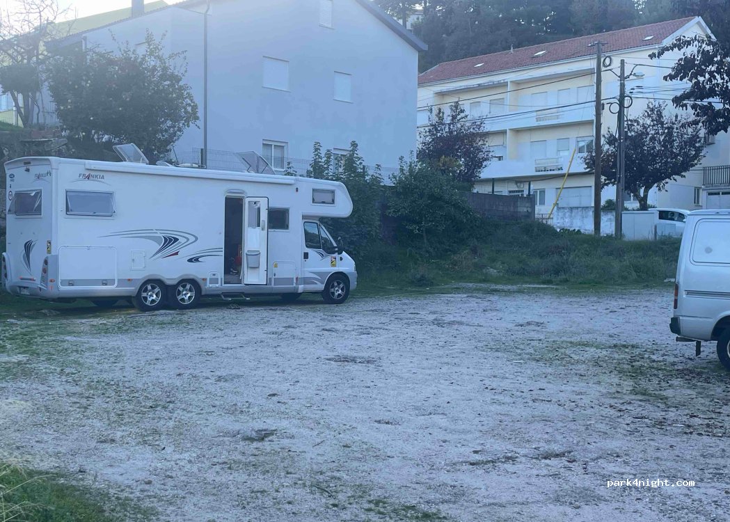 (6200) Covilhã - 36 Rua Nº 2 — foto
