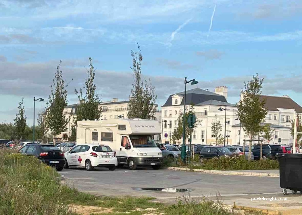 (77700) Serris - Cours du Rhin — foto 3