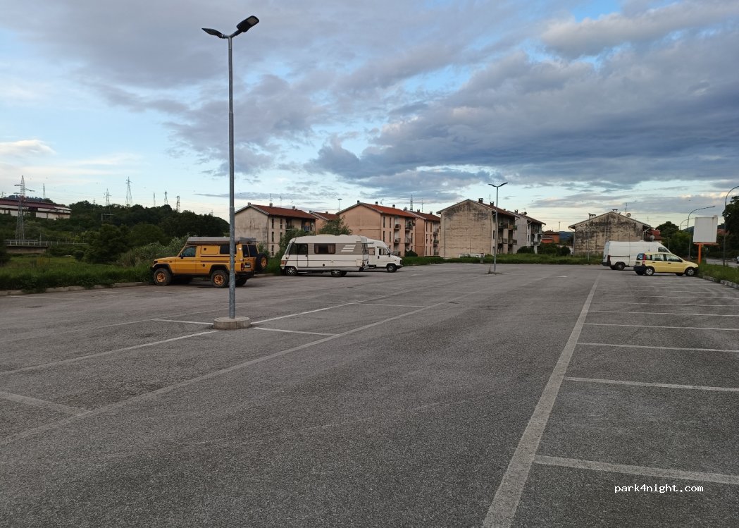 (17014) Cairo Montenotte - 140 Corso Marconi — foto 2