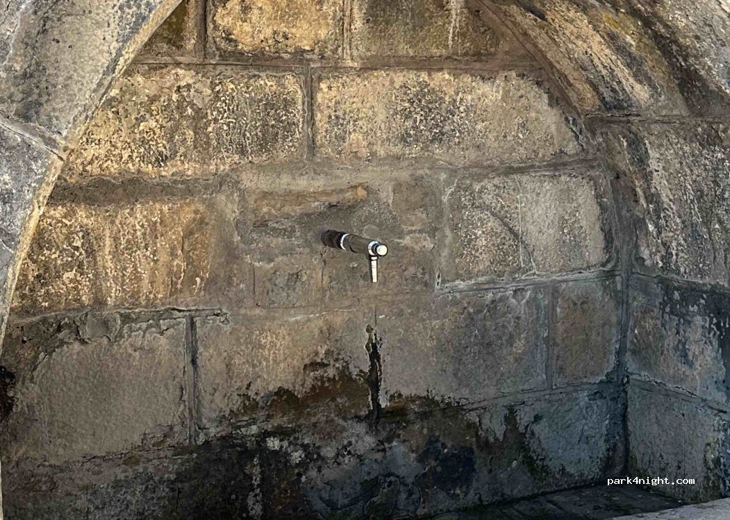 (22720) Hecho - 8 Plaza la Fuente — foto