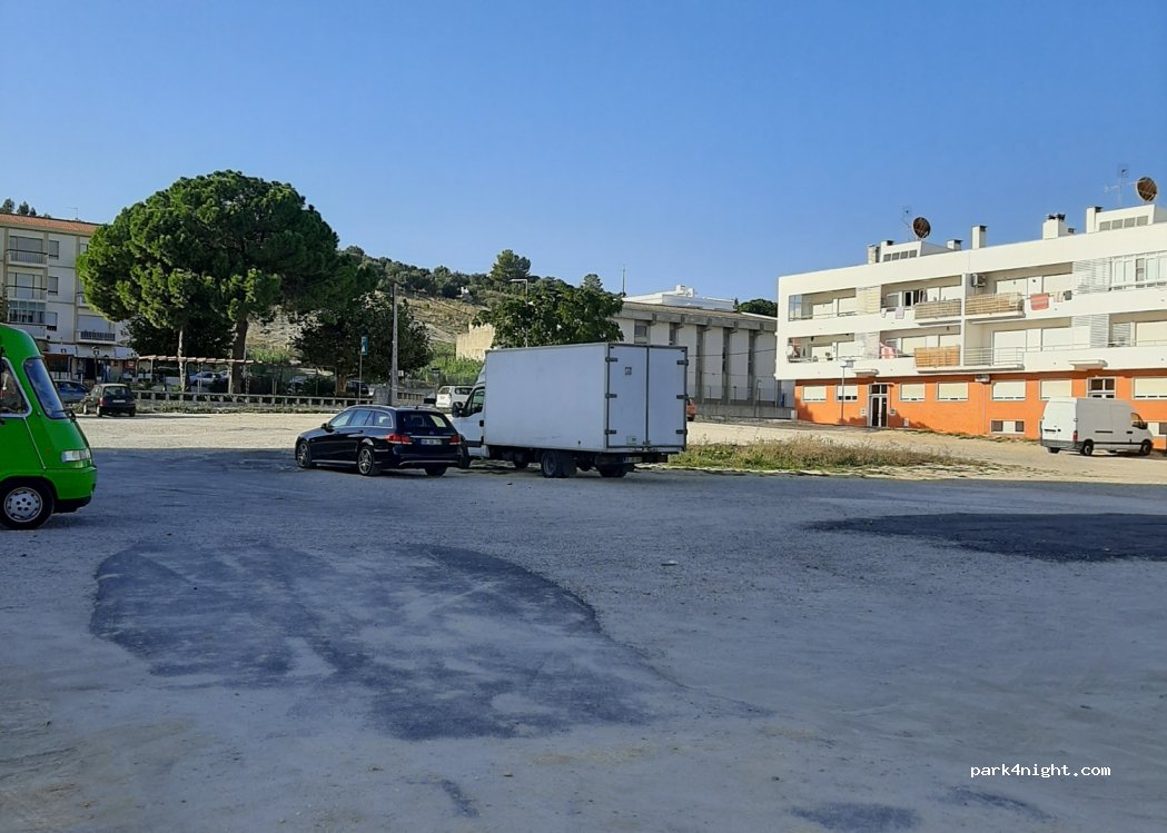(2050-296) Azambuja - 43 Avenida dos Condes de Azambuja — foto 2