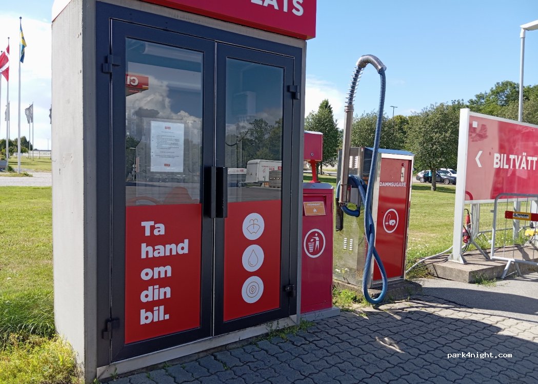(374 32) Karlshamn - 2 Jannebergsvägen — foto