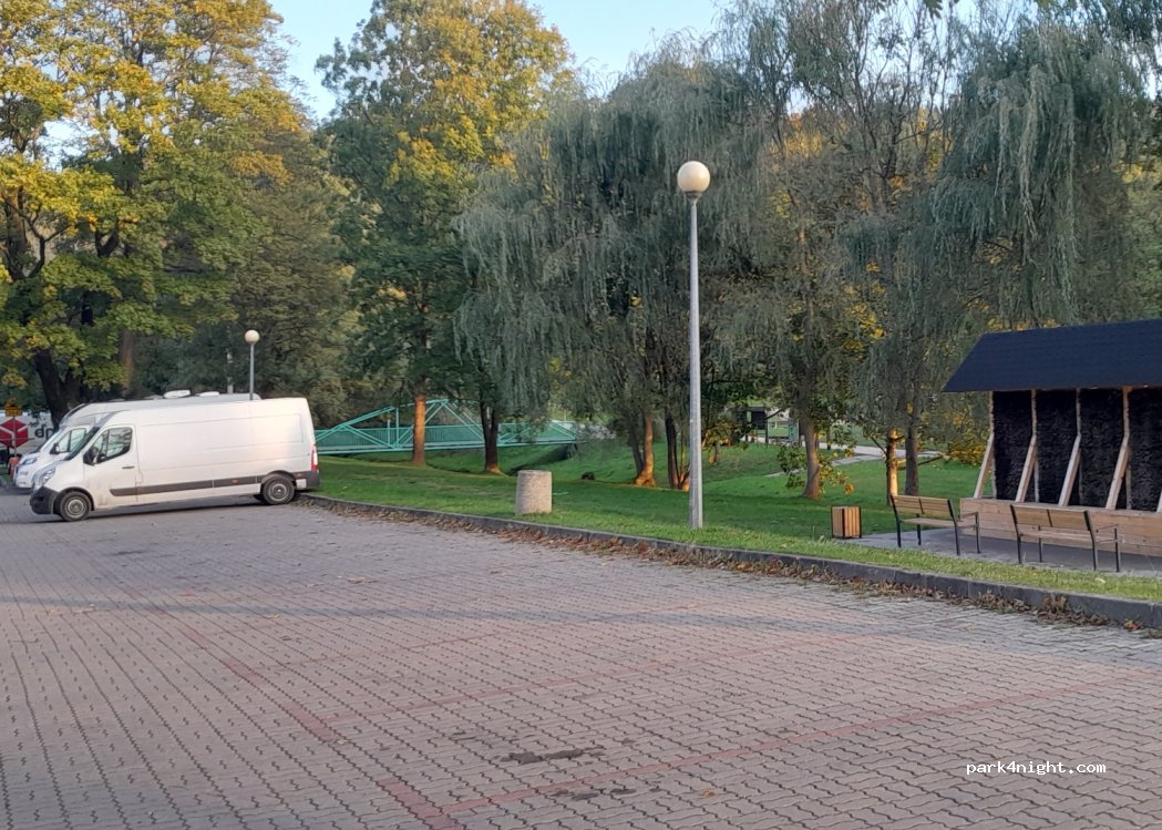 (38-700) Ustrzyki Dolne - 27A 29 Listopada — foto