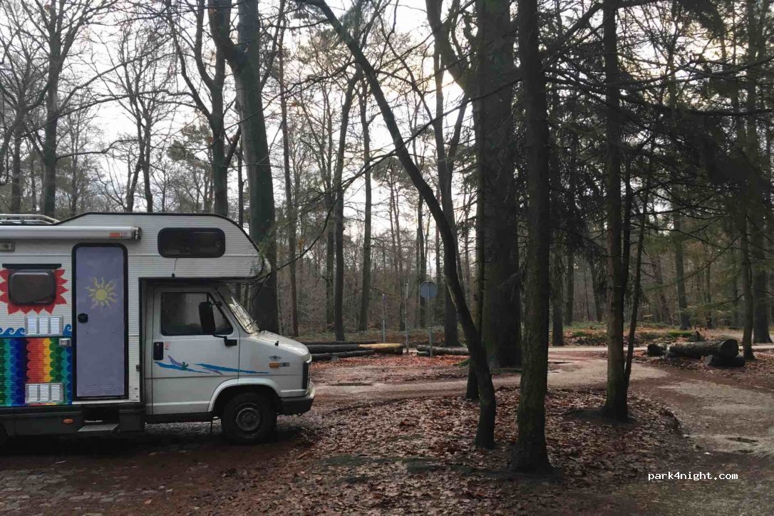 Parkeerplaats Mastbos — foto