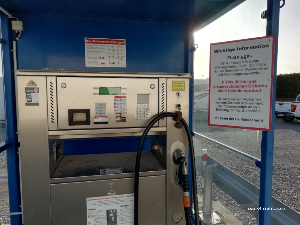 Wohnmobilstellplatz am Goldschmitt Technik-Center in Walldürn — foto 2