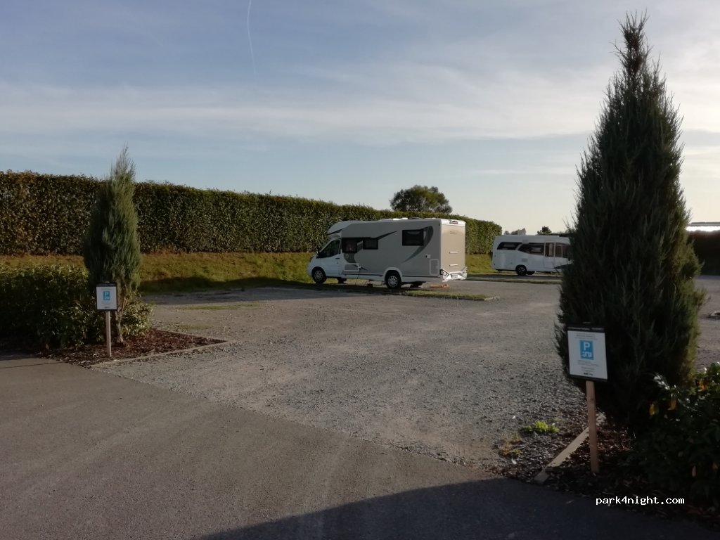 Wohnmobilstellplatz am Goldschmitt Technik-Center in Walldürn — foto 4