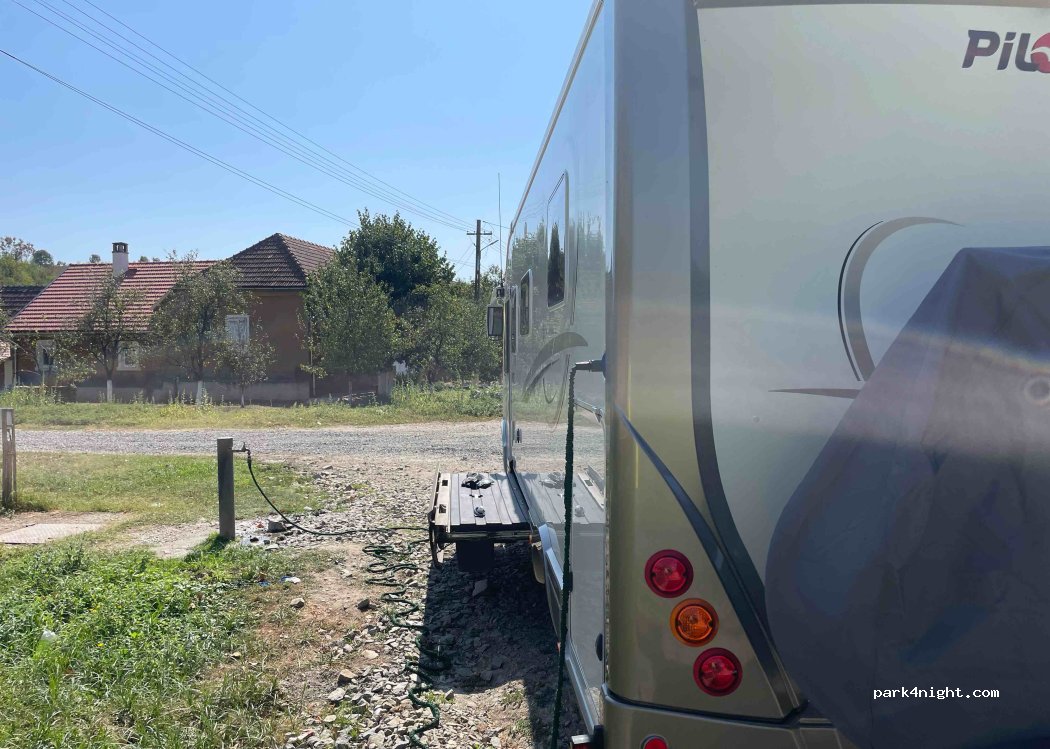 () Lățunaș - 337 DN57 — foto 2