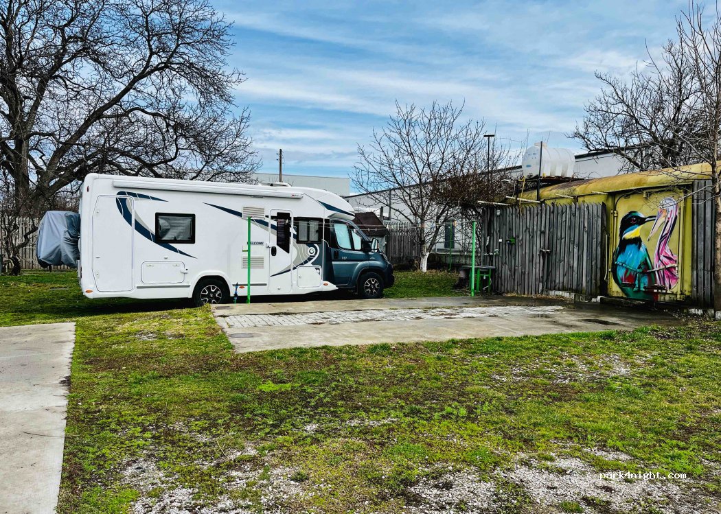 Camperstop bei Ivan — foto