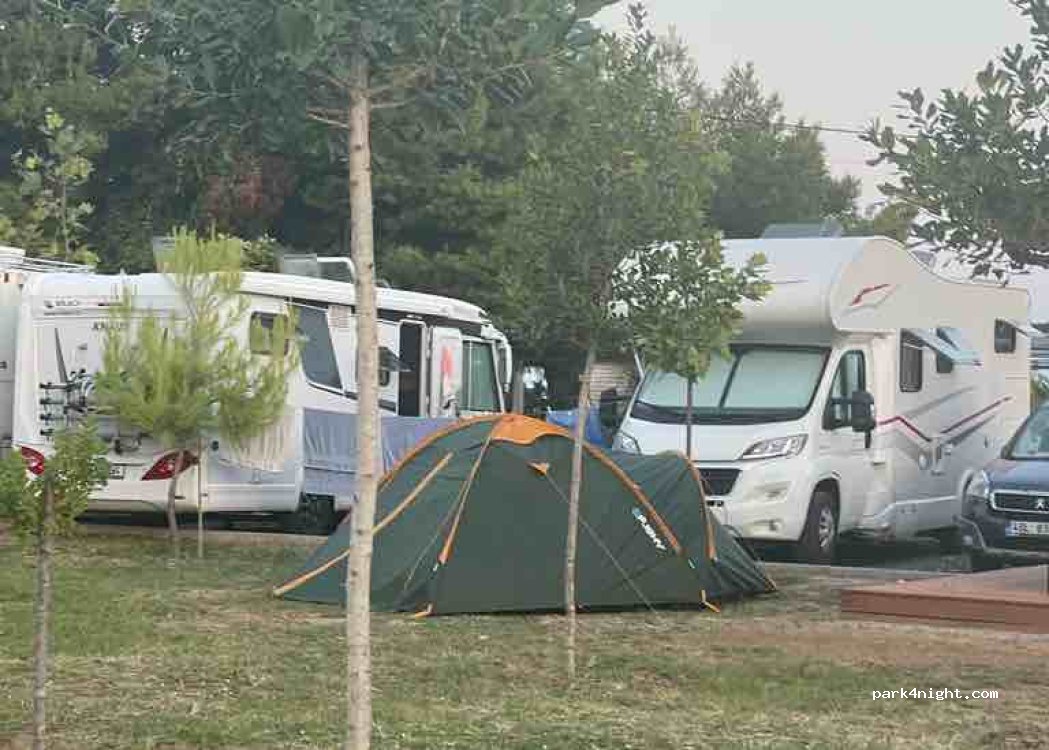 Vila Defamel camping — foto