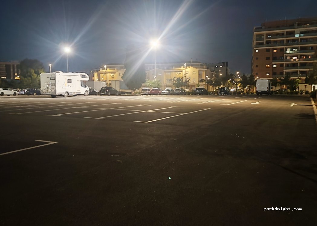 (46980) Paterna - 93D Calle Vías del Ferrocarril — foto