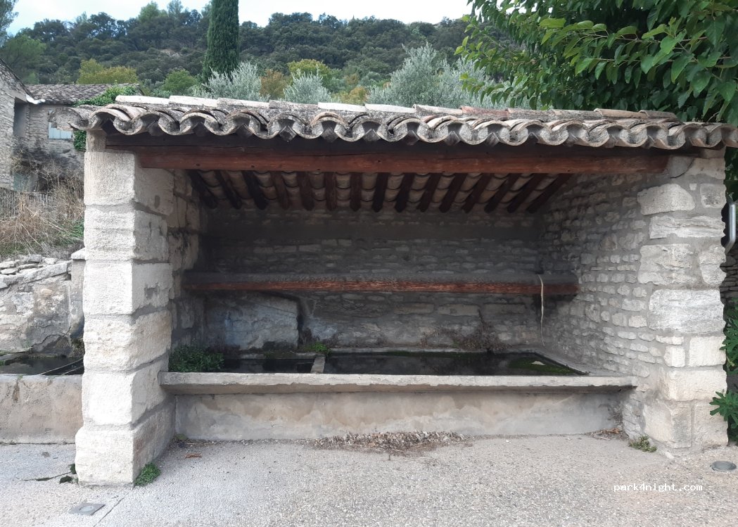 (84220) Gordes - 1023 D2 — foto 2