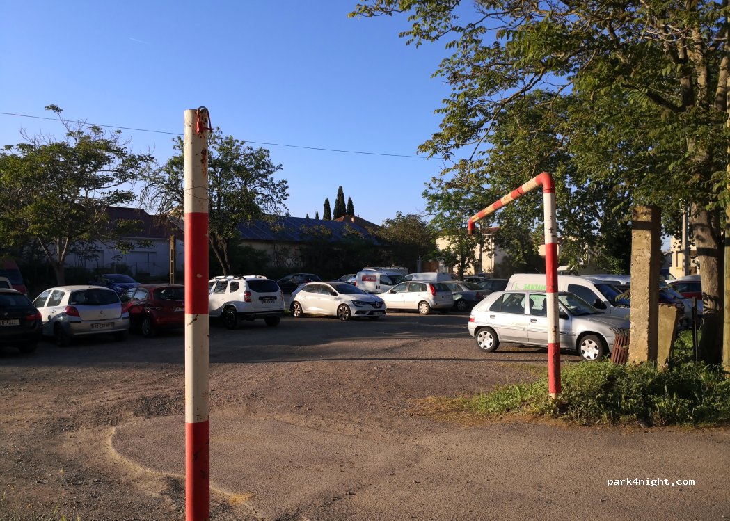 (34120) Pézenas - 2-216 Chemin de l'Amandier — foto