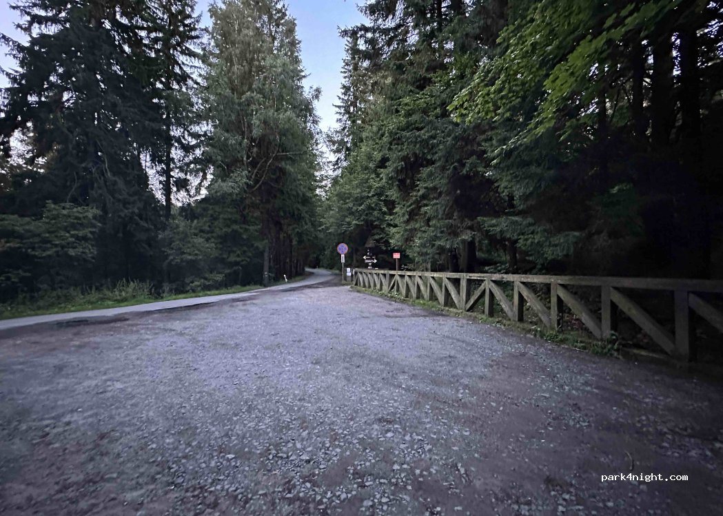 (57-350) Karłówek - Unnamed Road — foto