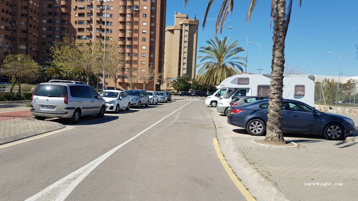 (46021) Valencia - 35 Carrer del Clariano — foto
