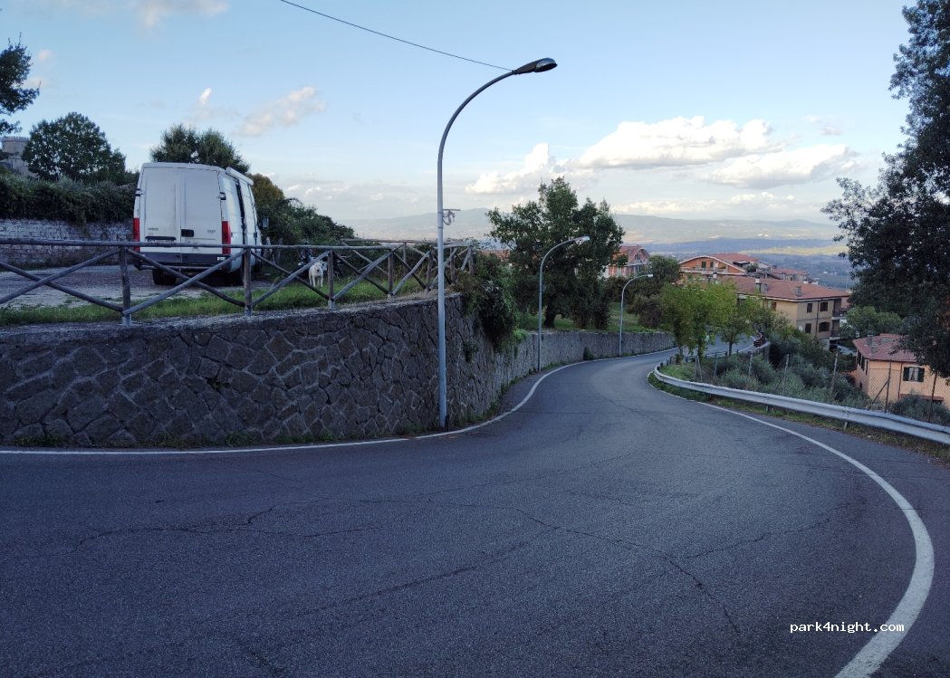 (01038) Soriano Nel Cimino - 551 Viale dei Castagni — foto 2