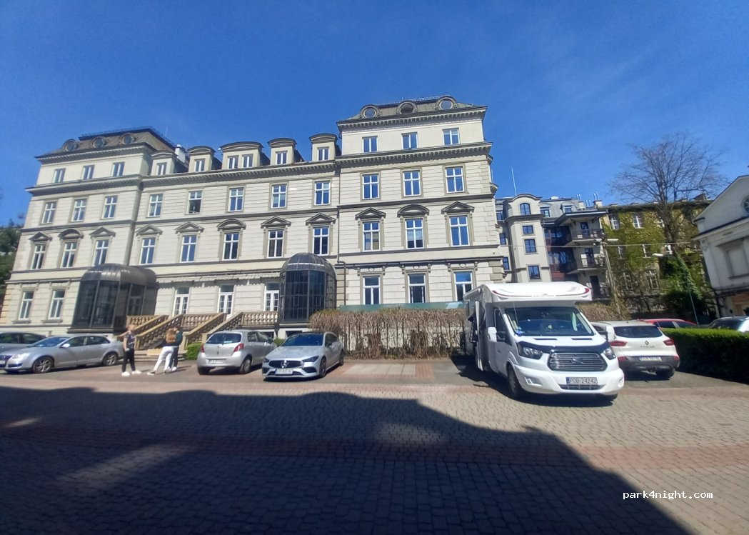(31-038) Kraków - 13 Starowiślna — foto