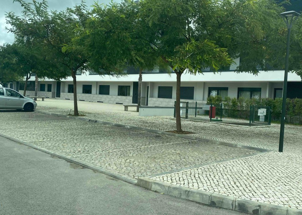(8005) Faro - 207 Rua do Moinho — foto