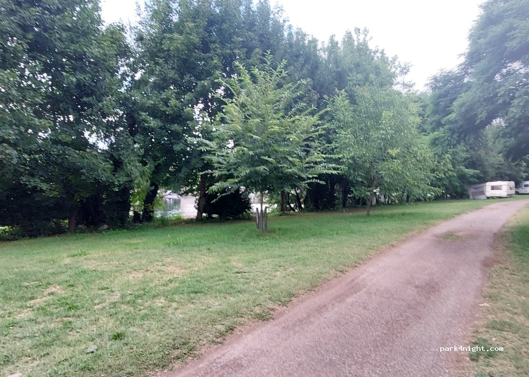 CAMPING DU PLAN D'EAU — foto 5