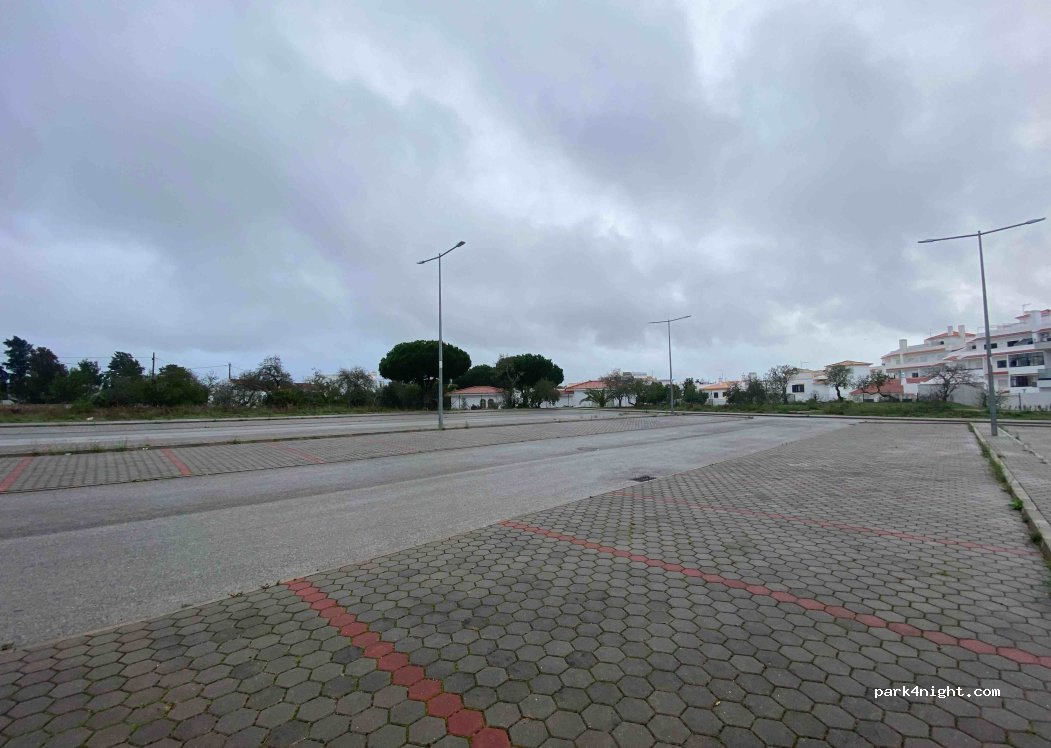 (8500) Portimão - 5 Beco Sacadura Cabral — foto
