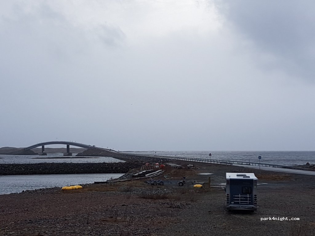 Bobil Parkering Stokkøy Marina — foto