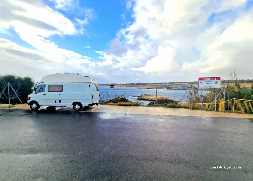 (4080) Marsaxlokk - Triq Xrobb L-Għaġin — foto