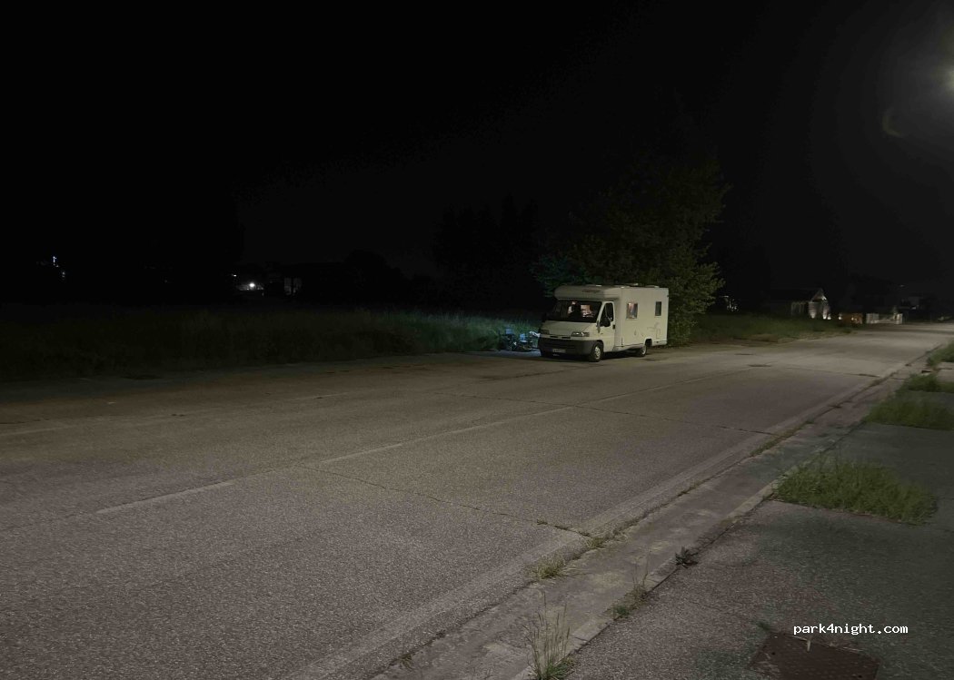 (46042) Castel Goffredo - 149 Via L. Grassi — foto