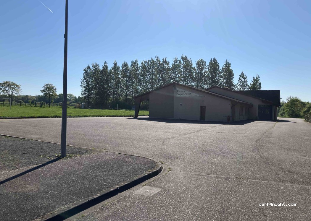 (54122) Chenevières - 46 Rue de la Fontaine Saint-Quiri — foto
