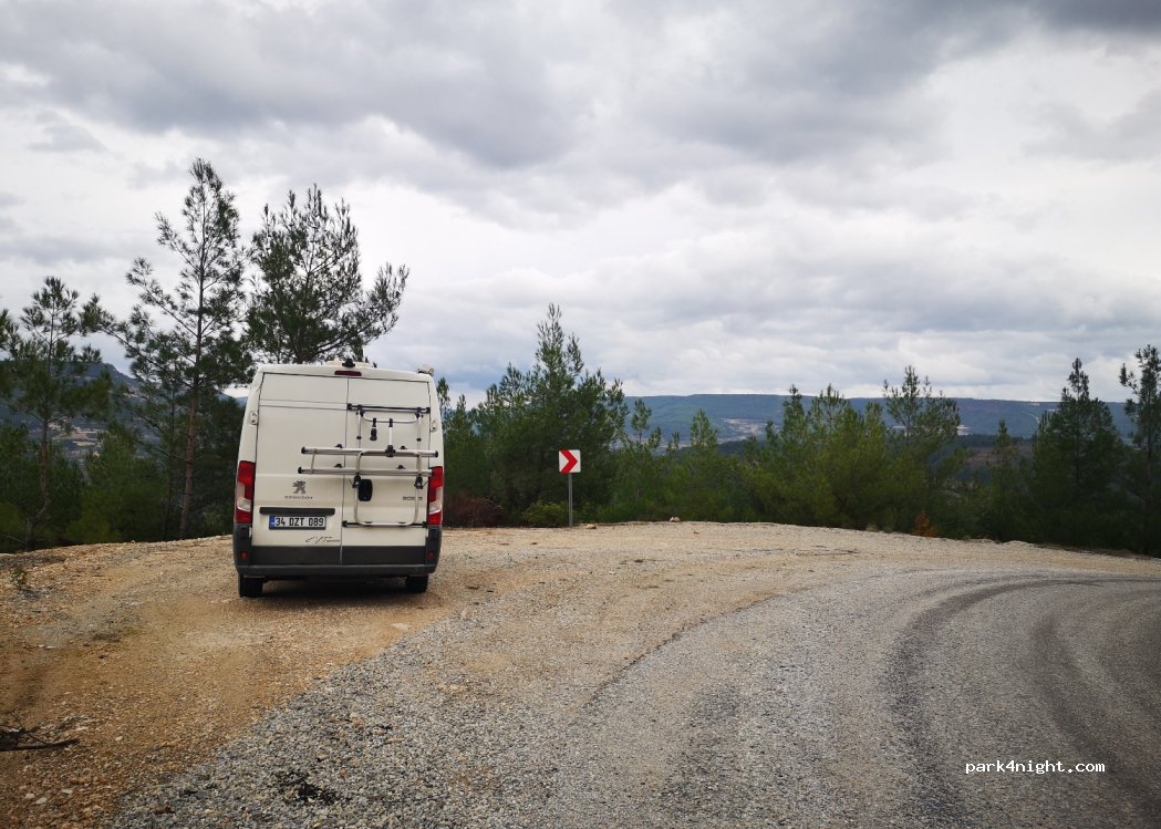 (48000) Menteşe - Unnamed Road — foto