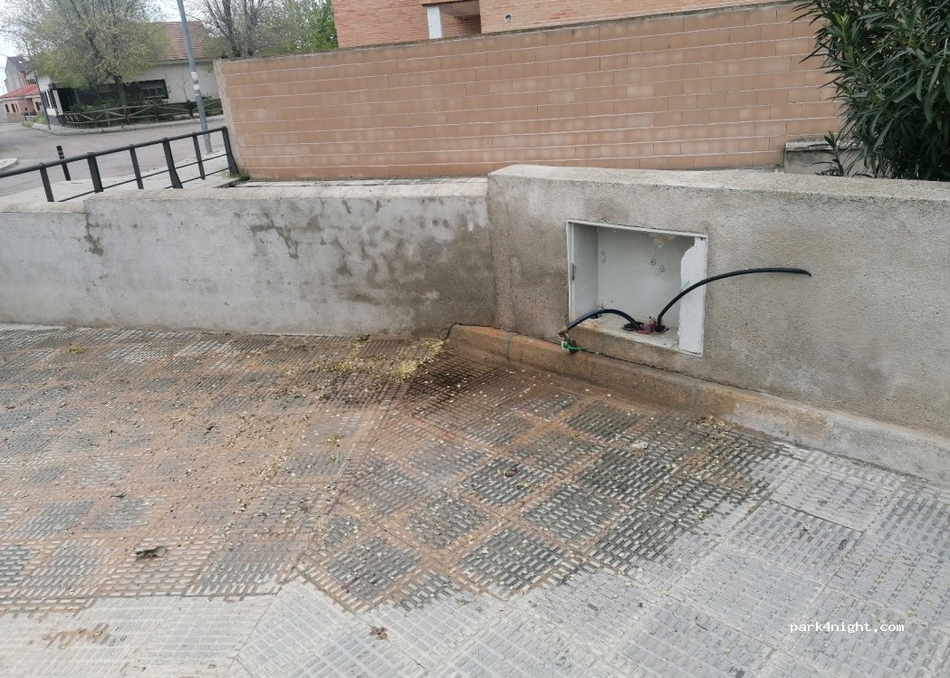 (45400) Mora - 2 Carretera Cementerio — foto 3