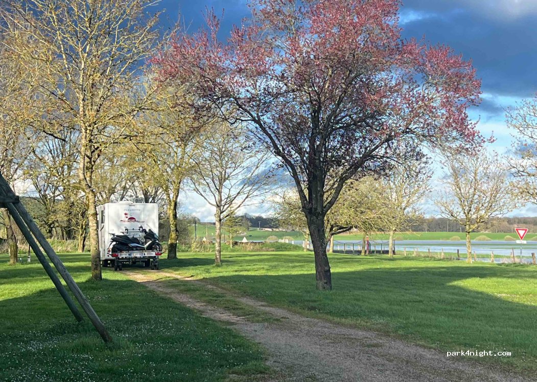 Aire de camping-car du moulin — foto