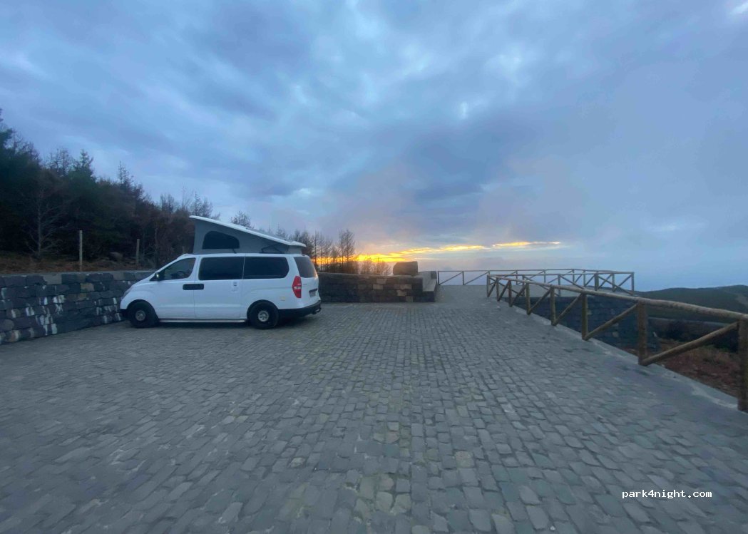Arco da Calheta - Unnamed Road — foto