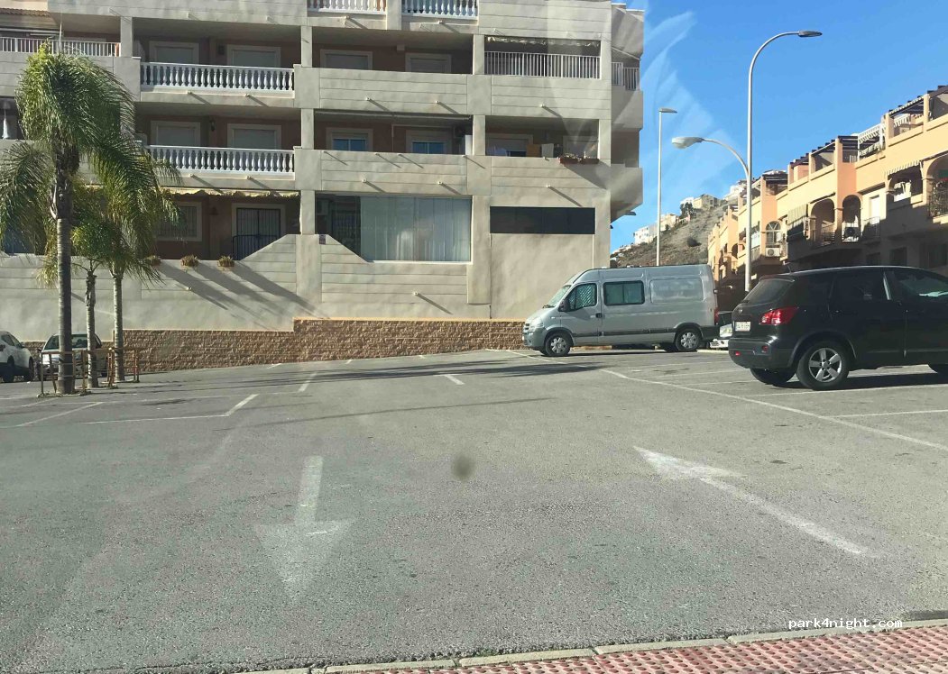 (29730) Torre de Benagalbón - 43 Avenida de la Torre — foto