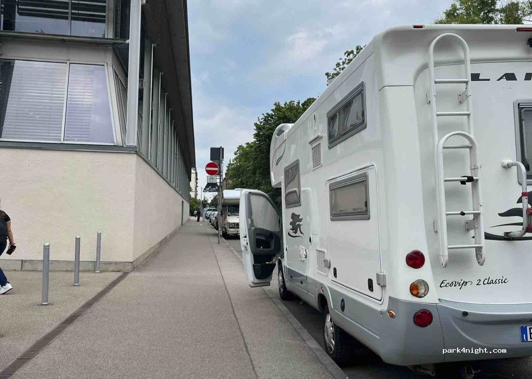 (70182) Stuttgart - 30 Urbanstraße — foto 2