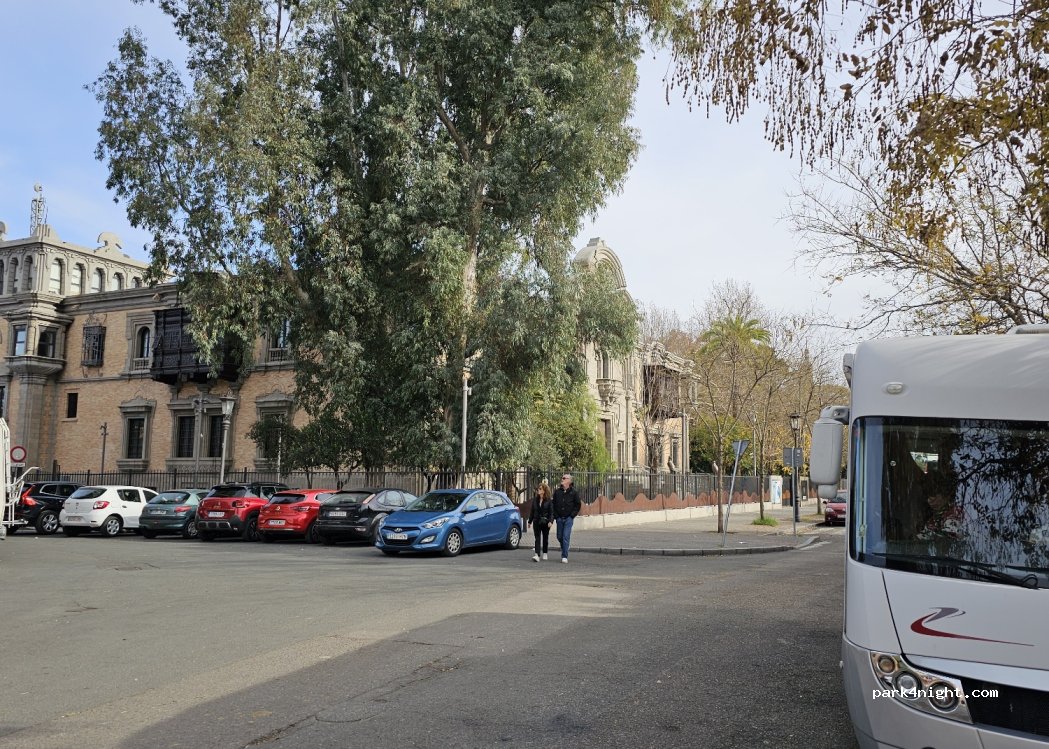 (41013) Sevilla - 2 Avenida de Chile — foto