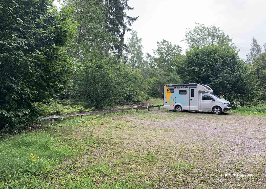 (153 92) Vagnhärad - — foto 4