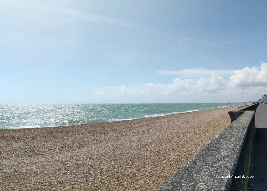 (CT20 3EB) Sandgate - 33 Sandgate Esplanade — foto