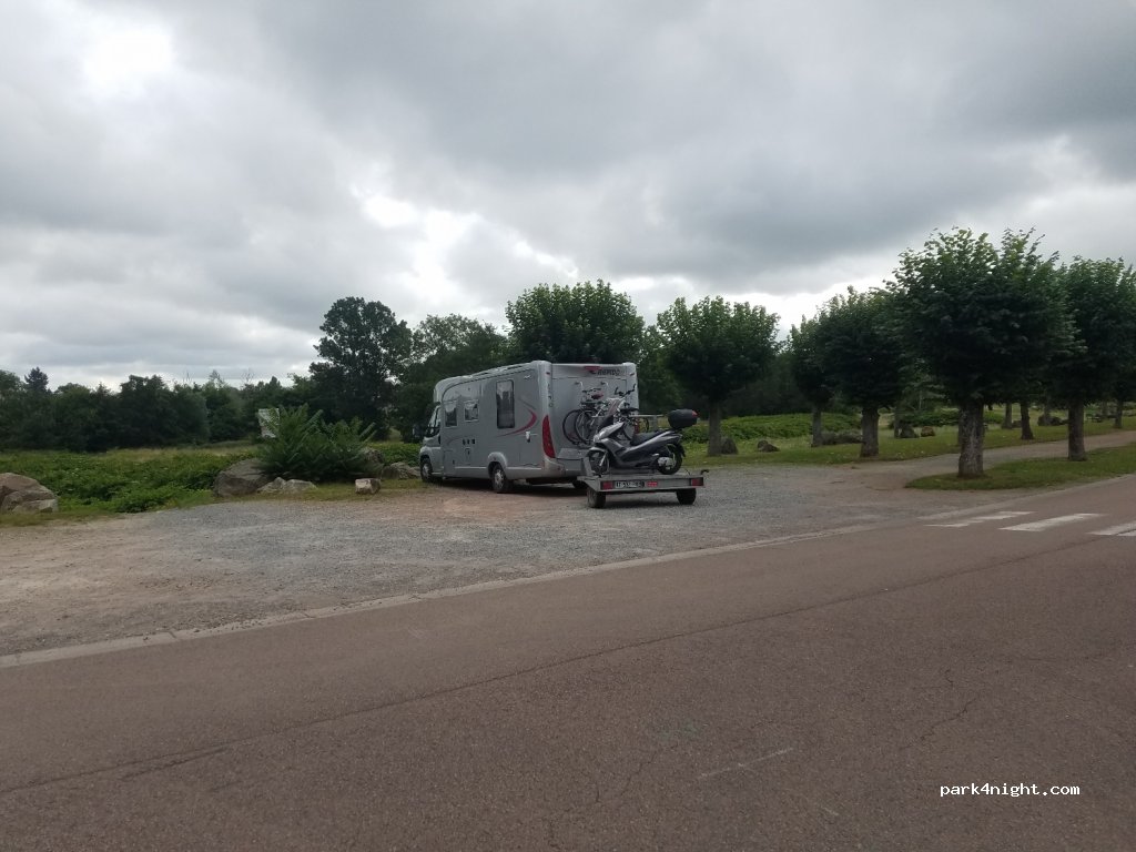 (58300) Decize - 13 Avenue Victor Hugo — foto 2
