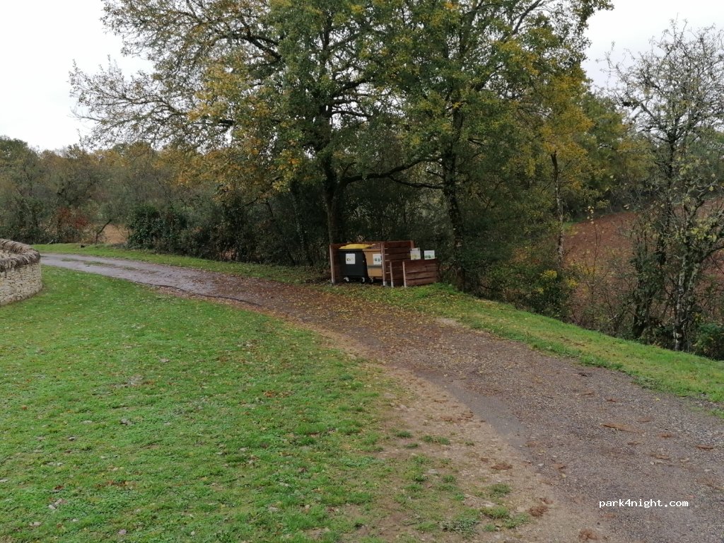 (46320) Issepts - D653 — foto