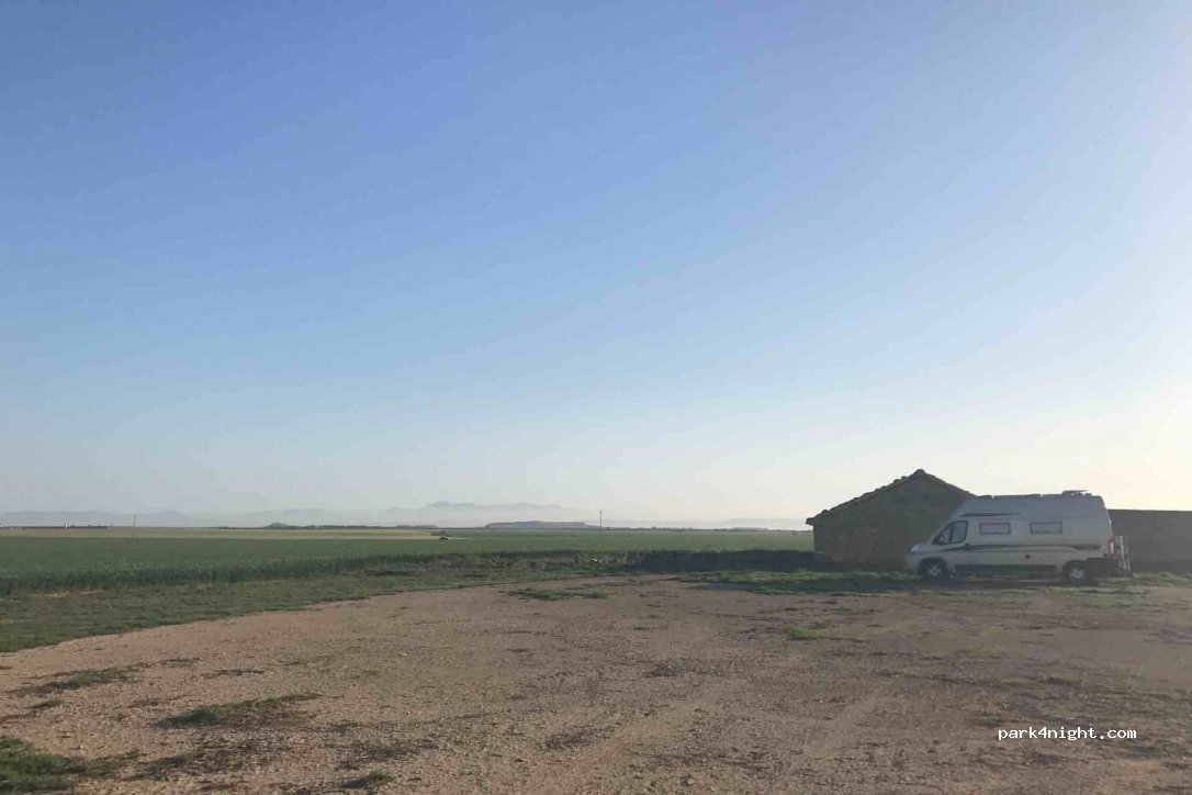 (22250) Lanaja - Unnamed Road — foto 2