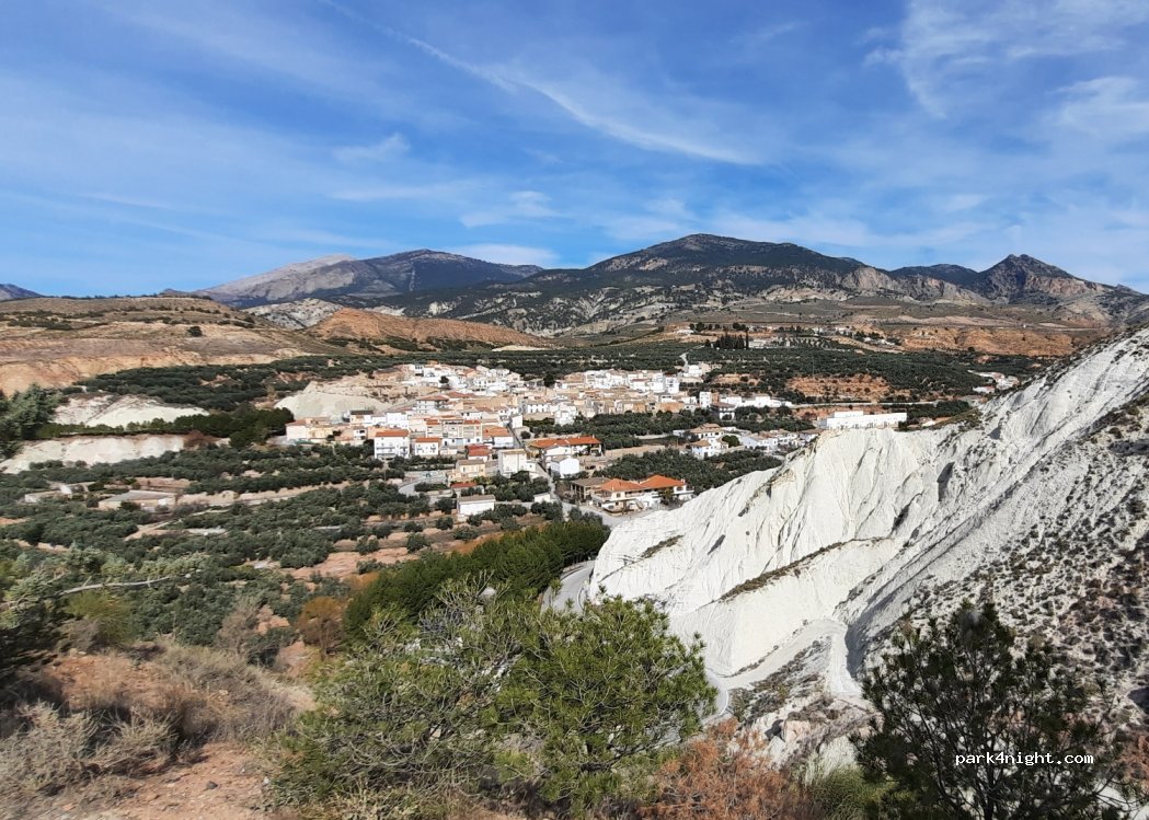 (23486) Hinojares - Carr. de Huesa — foto