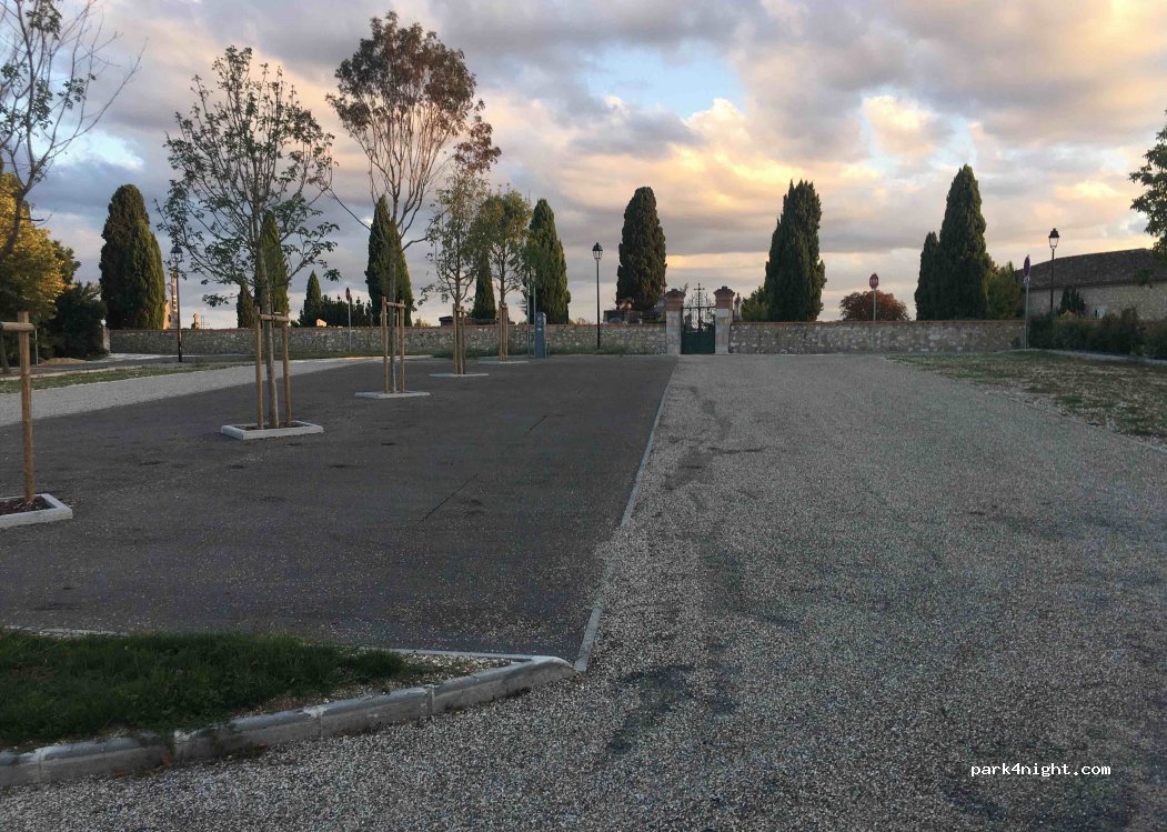 (82120) Gramont - Le Village — foto 2