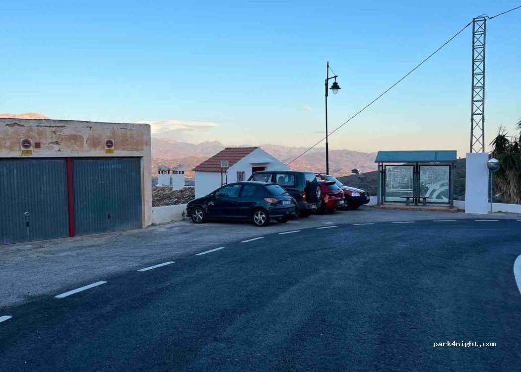 (29718) Cútar - 10 Calle Malaga — foto