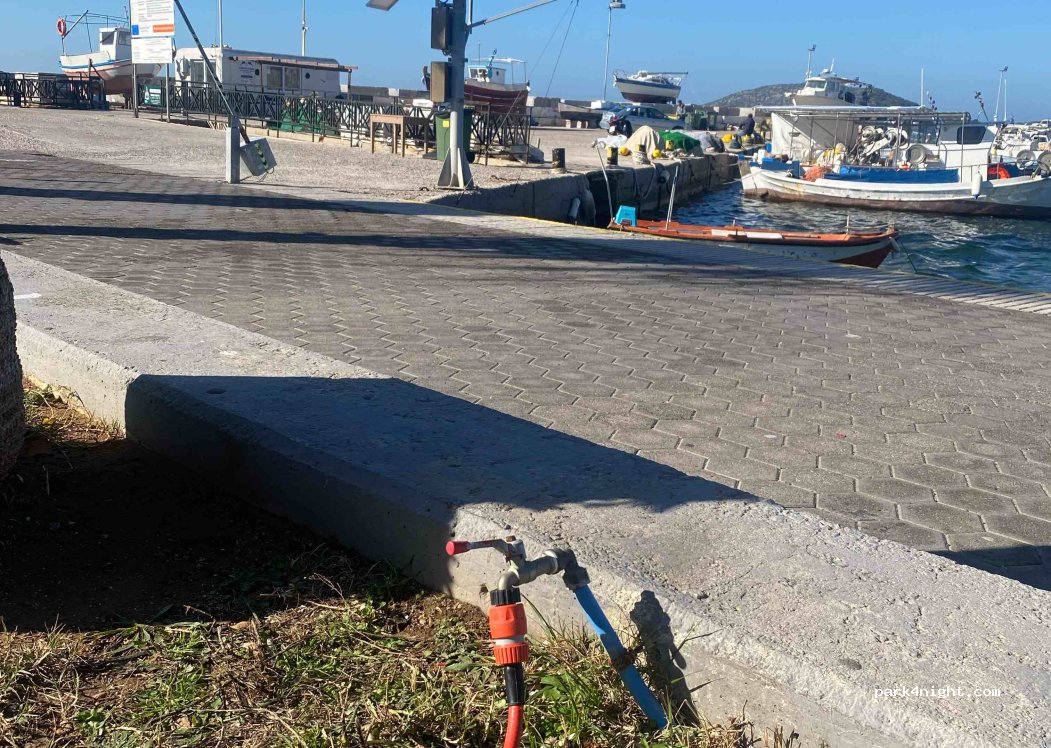 (190 13) Palea Fokea - Ave Leoforos Athinon Souniou — foto
