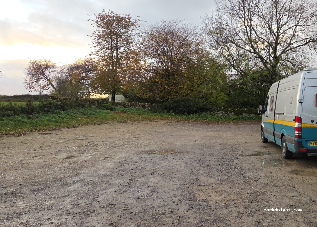 (GL6 7JA) Miserden - Unnamed Road — foto 4