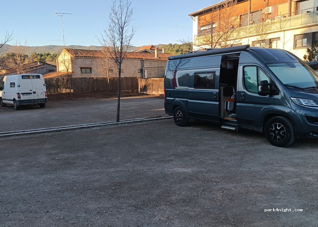 (08256) Rajadell - 3 Carrer Lledoner — foto