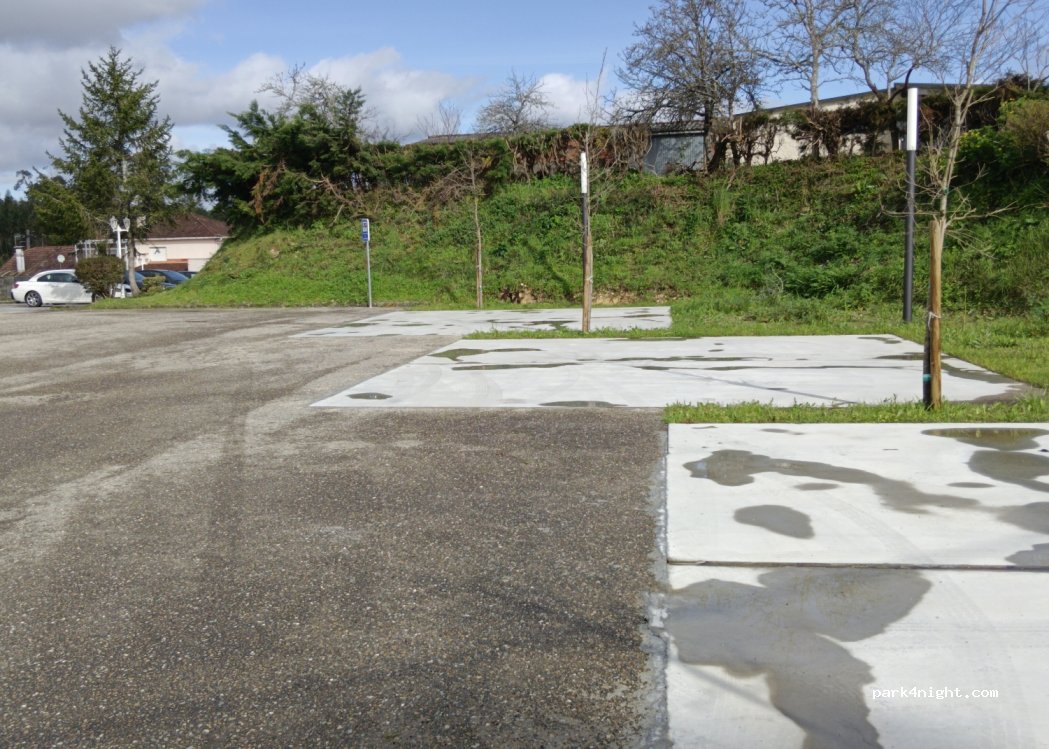 Area de Autocaravanas A Rocha — foto