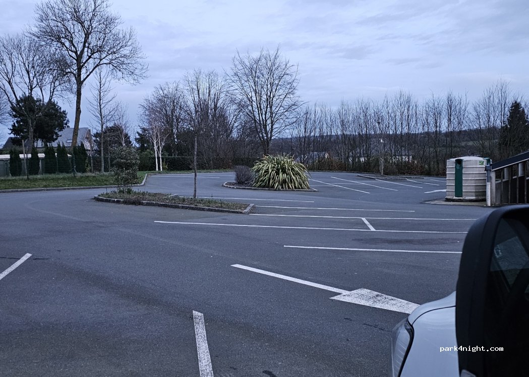 (50000) Baudre - 15 Le Bourg — foto