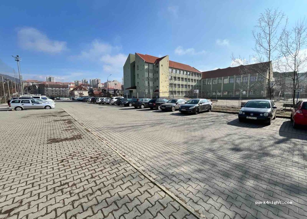 (530223) Miercurea Ciuc - 20 Strada Revoluției din Decembrie — foto